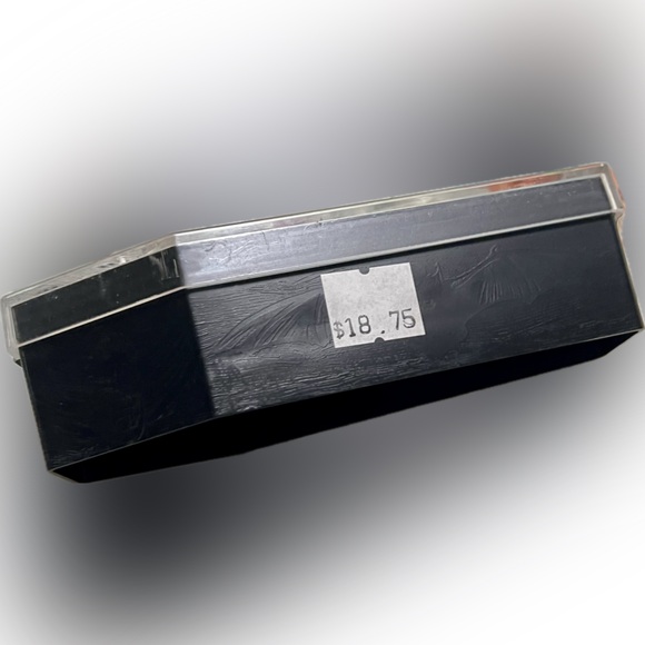 Custom Designer Dracula Fangs by Dracula House Sealed in box 2003 NOS Halloween - Picture 8 of 13